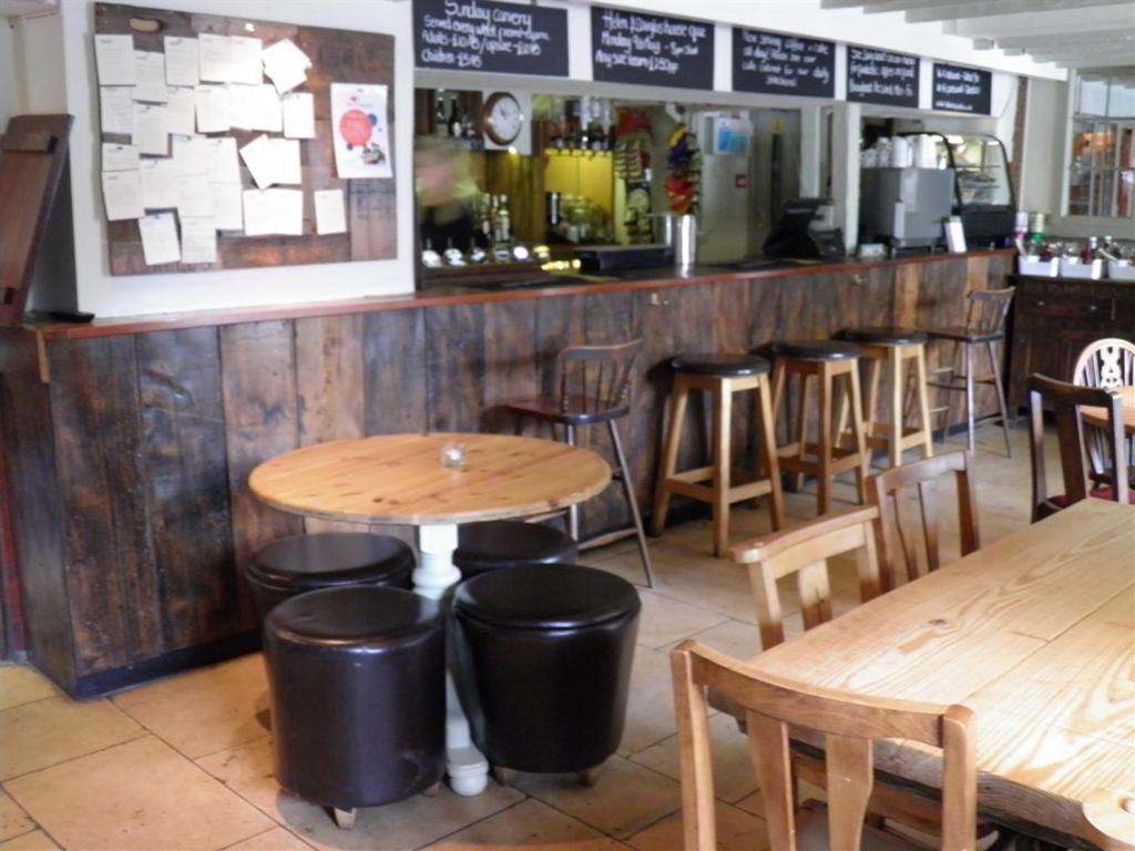 The Talbot Inn Eynsham Exterior photo