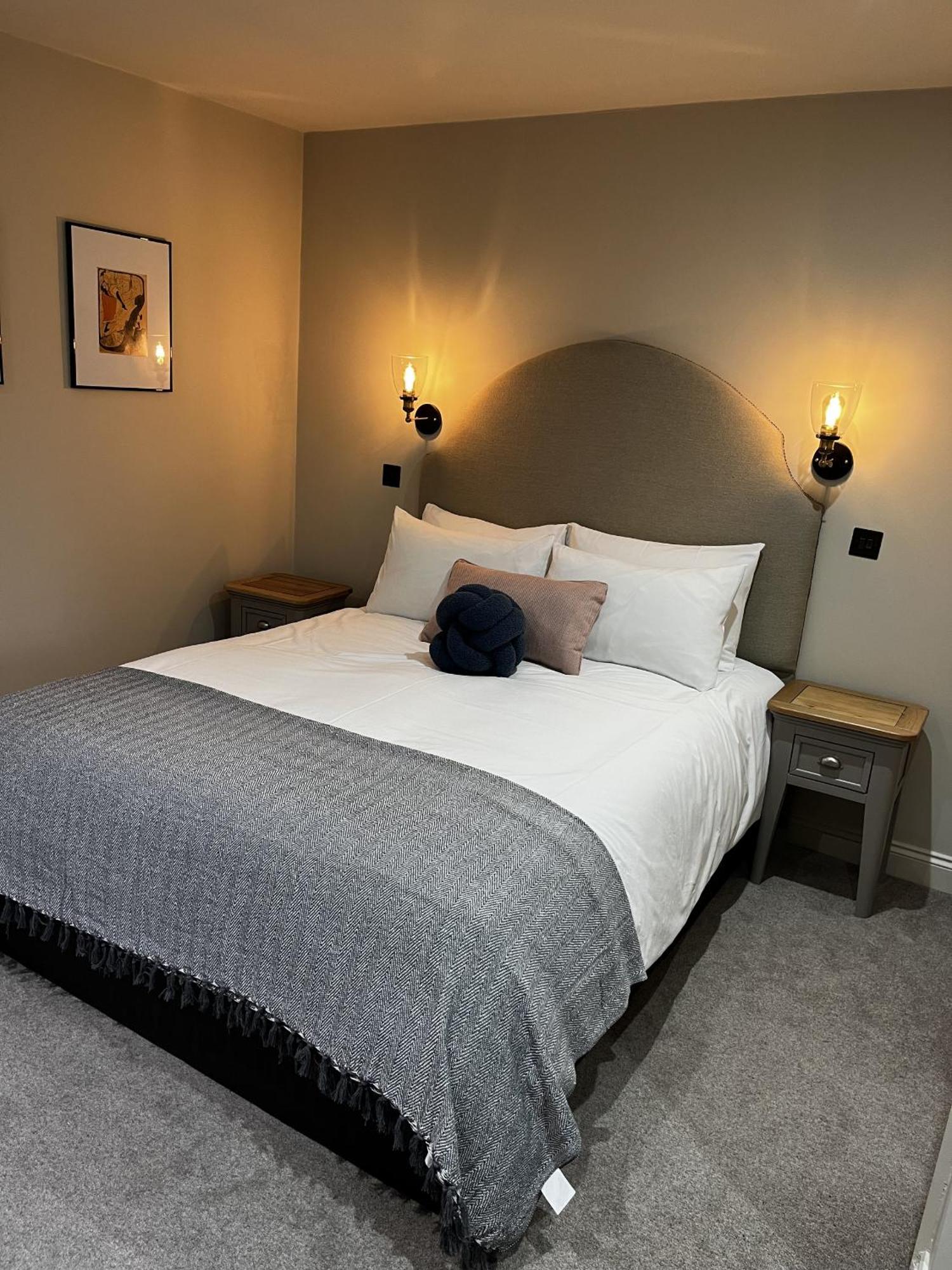 The Talbot Inn Eynsham Room photo